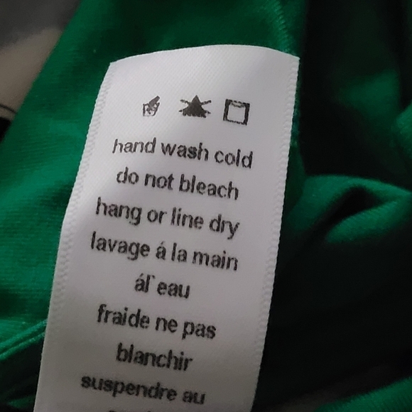 Naked Wardrobe Green Smooth Side Asymmetrical Crop Top New L - Picture 7 of 8